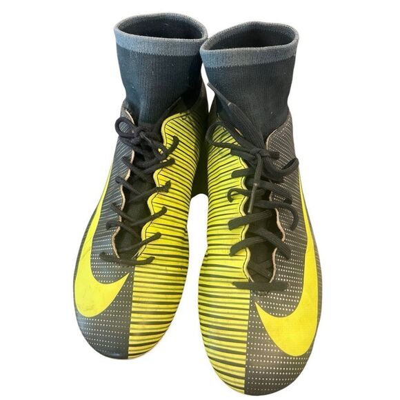 NIKE MERCURIAL VICTORY VI CR7 Soccer  Boots Cleats size 6 Youth - Picture 3 of 11
